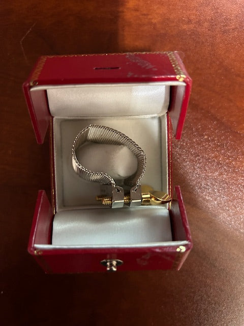 Oleg Bb Clarinet Silver Plated Ligature 01 Damaged Box B-Stock