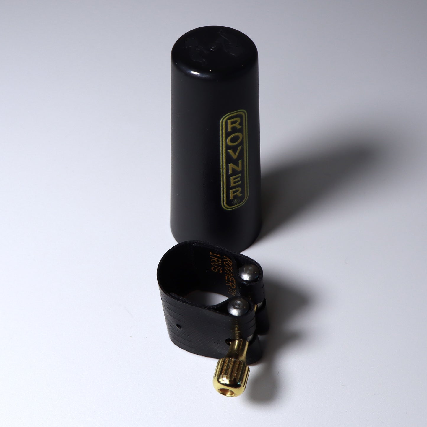 Rovner Dark Soprano Sax HR Ligature & Cap - 1RVS B-STOCK